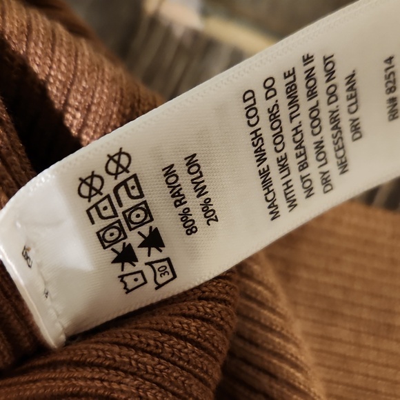 ❤️ HOUSE OF HARLOW 1960 RIBBED MIDI SKIRT, KNIT W/ SIDE SLIT, XS - Picture 11 of 12